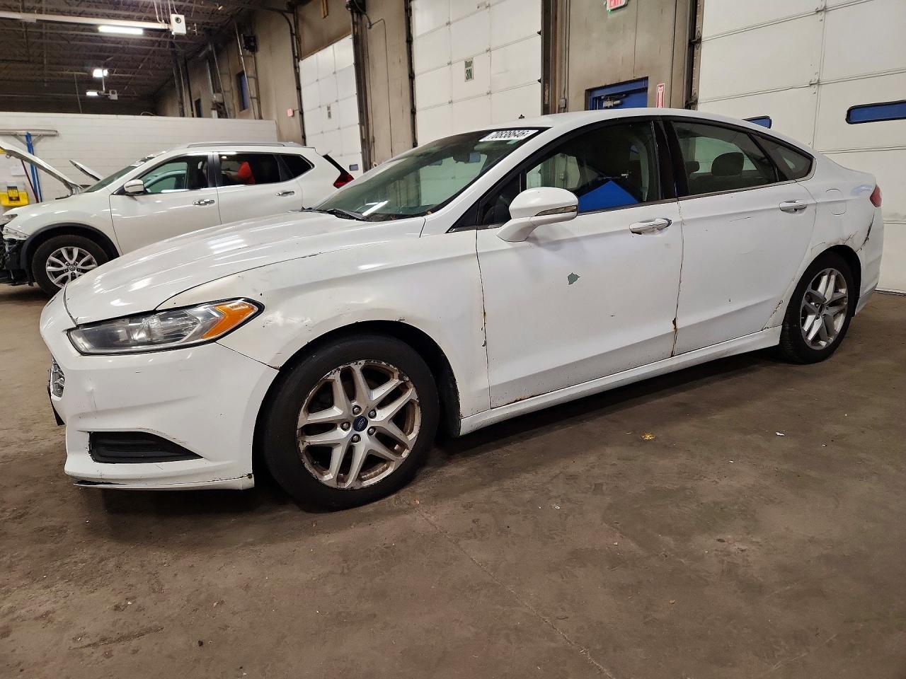Photo of the 2015 FORD FUSION SE