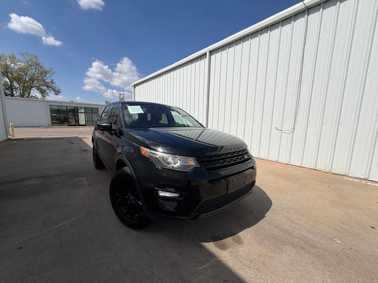 Photo of the 2019 LAND ROVER DISCOVERY SPORT HSE