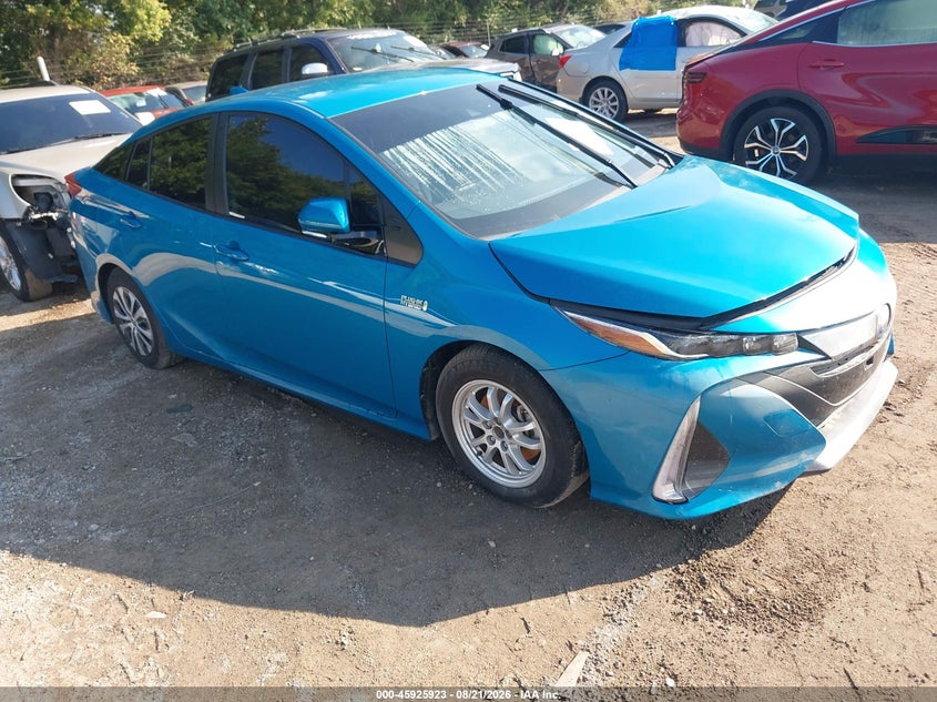 Photo of the 2022 TOYOTA PRIUS PRIME XLE