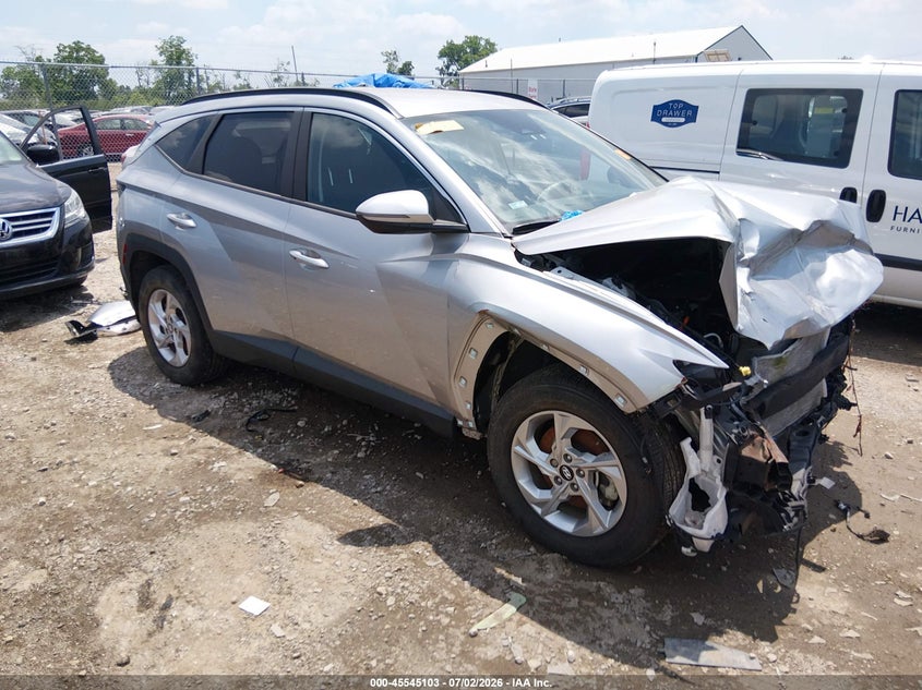 Photo of the 2022 HYUNDAI TUCSON SEL