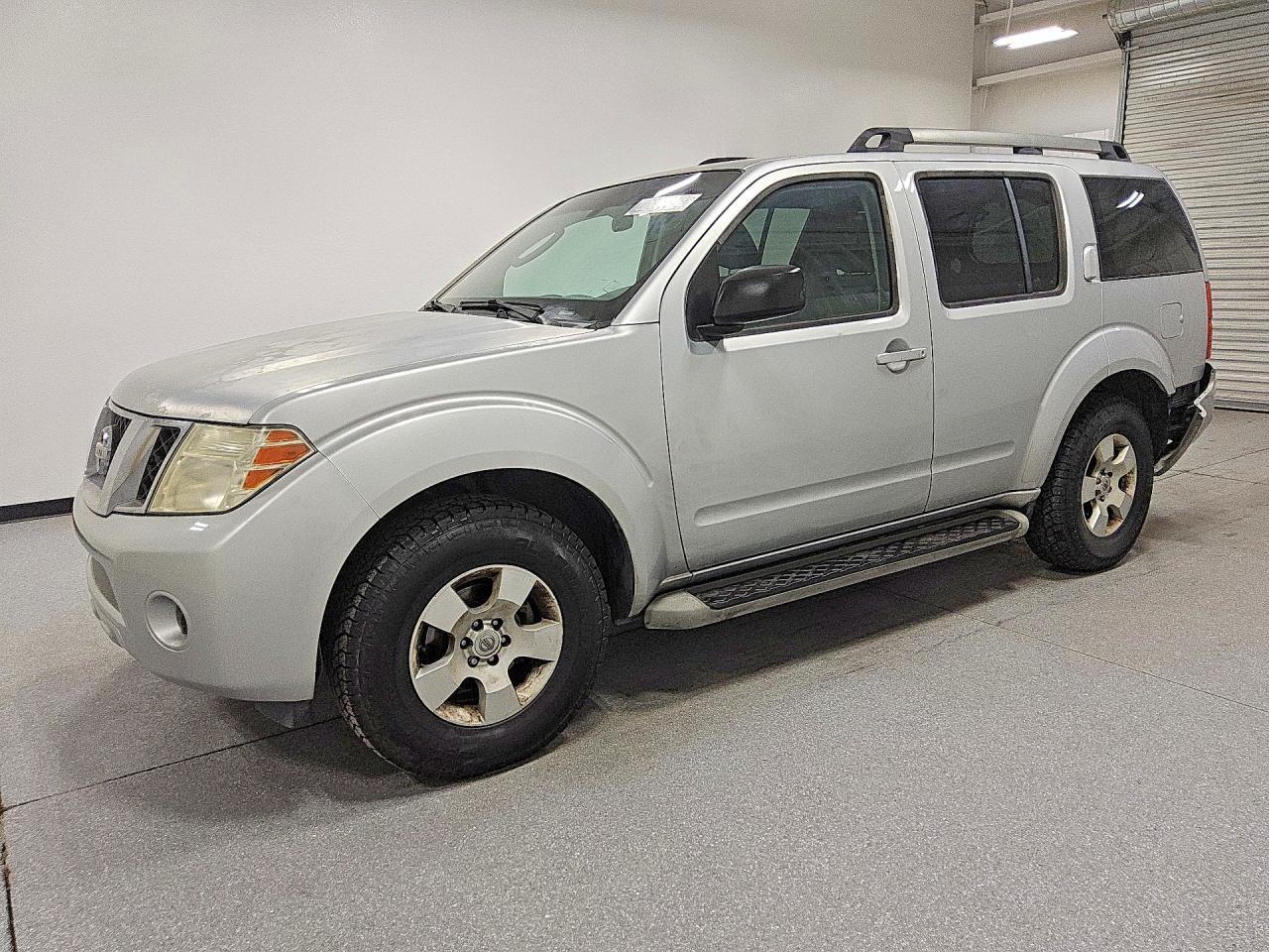 Photo of the 2011 NISSAN PATHFINDER S