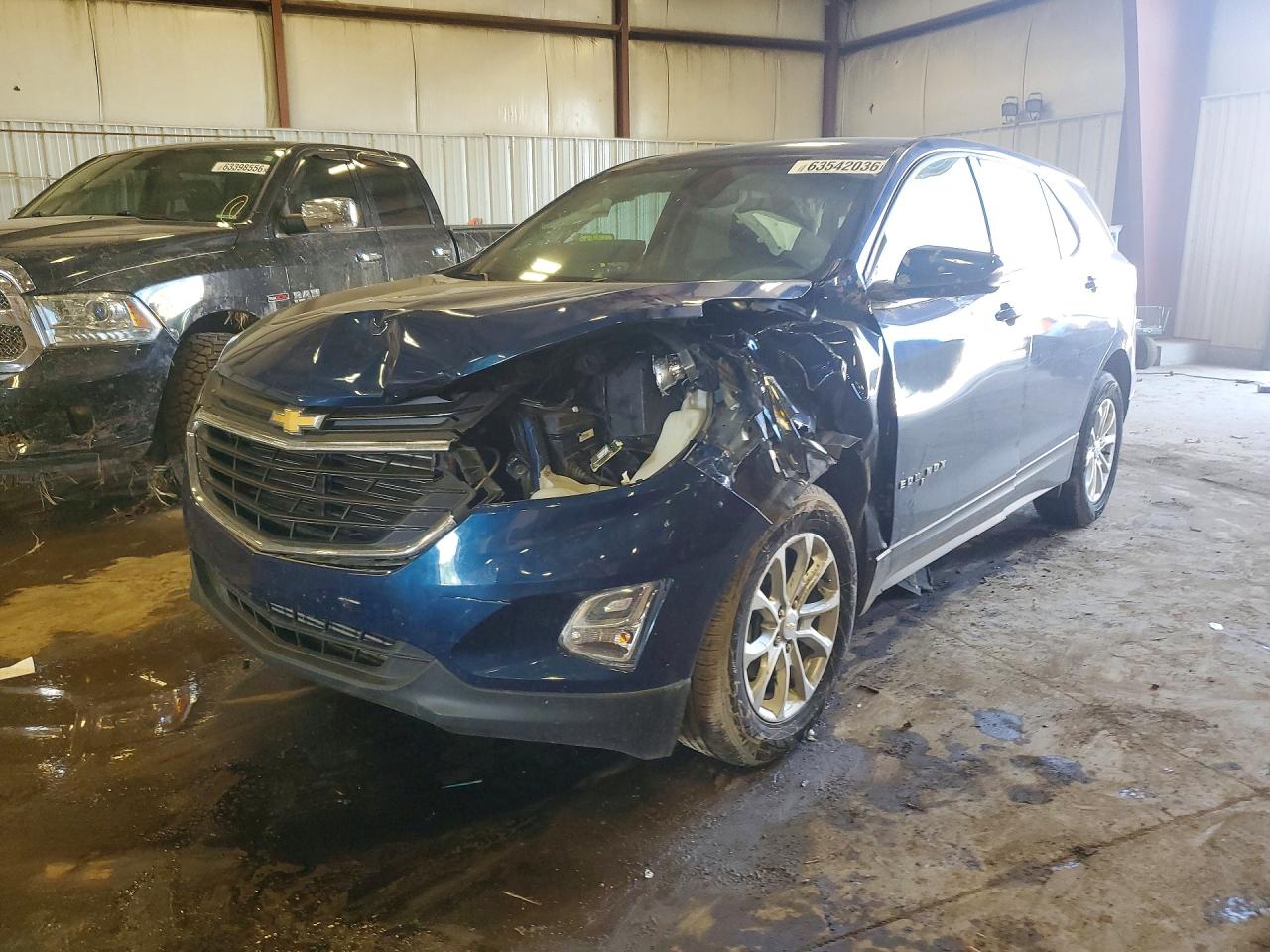 Photo of the 2019 CHEVROLET EQUINOX LT