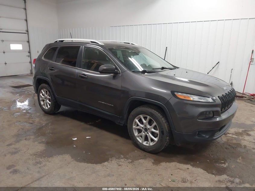 Photo of the 2016 JEEP CHEROKEE LATITUDE