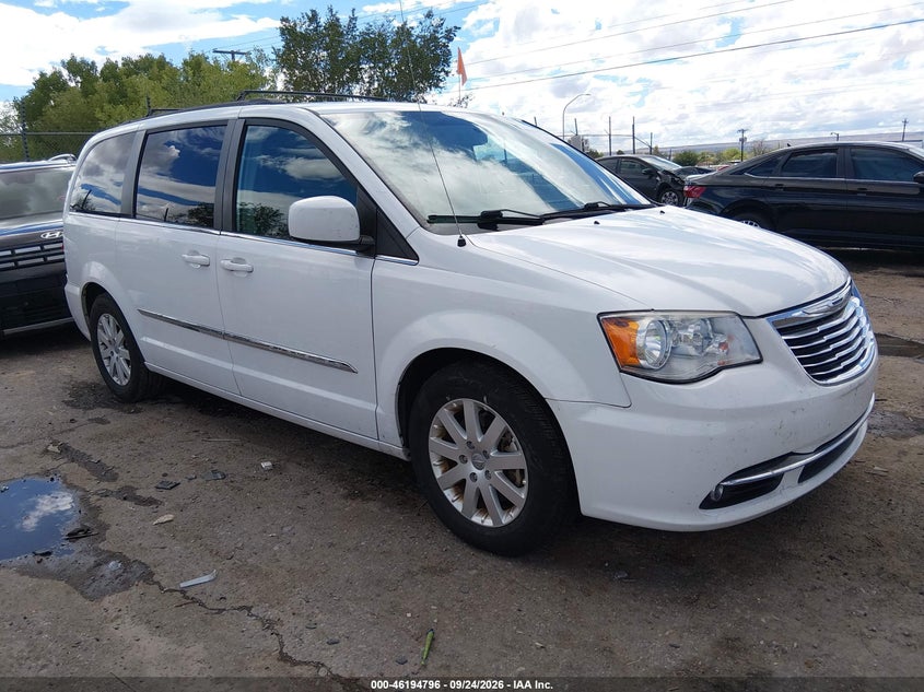 Photo of the 2015 CHRYSLER TOWN & COUNTRY TOURING