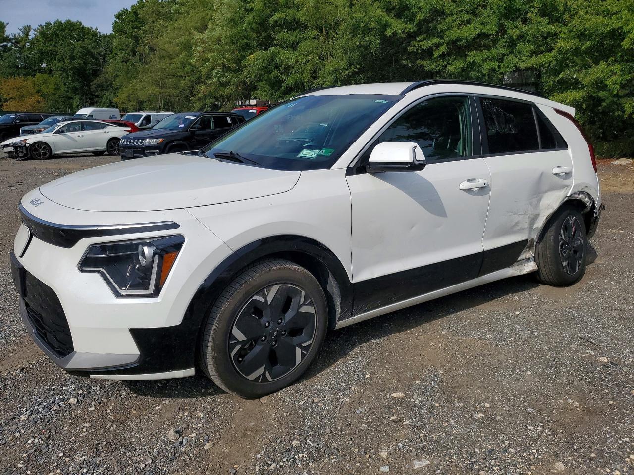 Photo of the 2024 KIA NIRO WIND