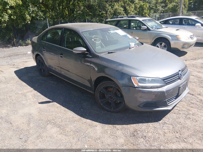 Photo of the 2013 VOLKSWAGEN JETTA 2.5L SE