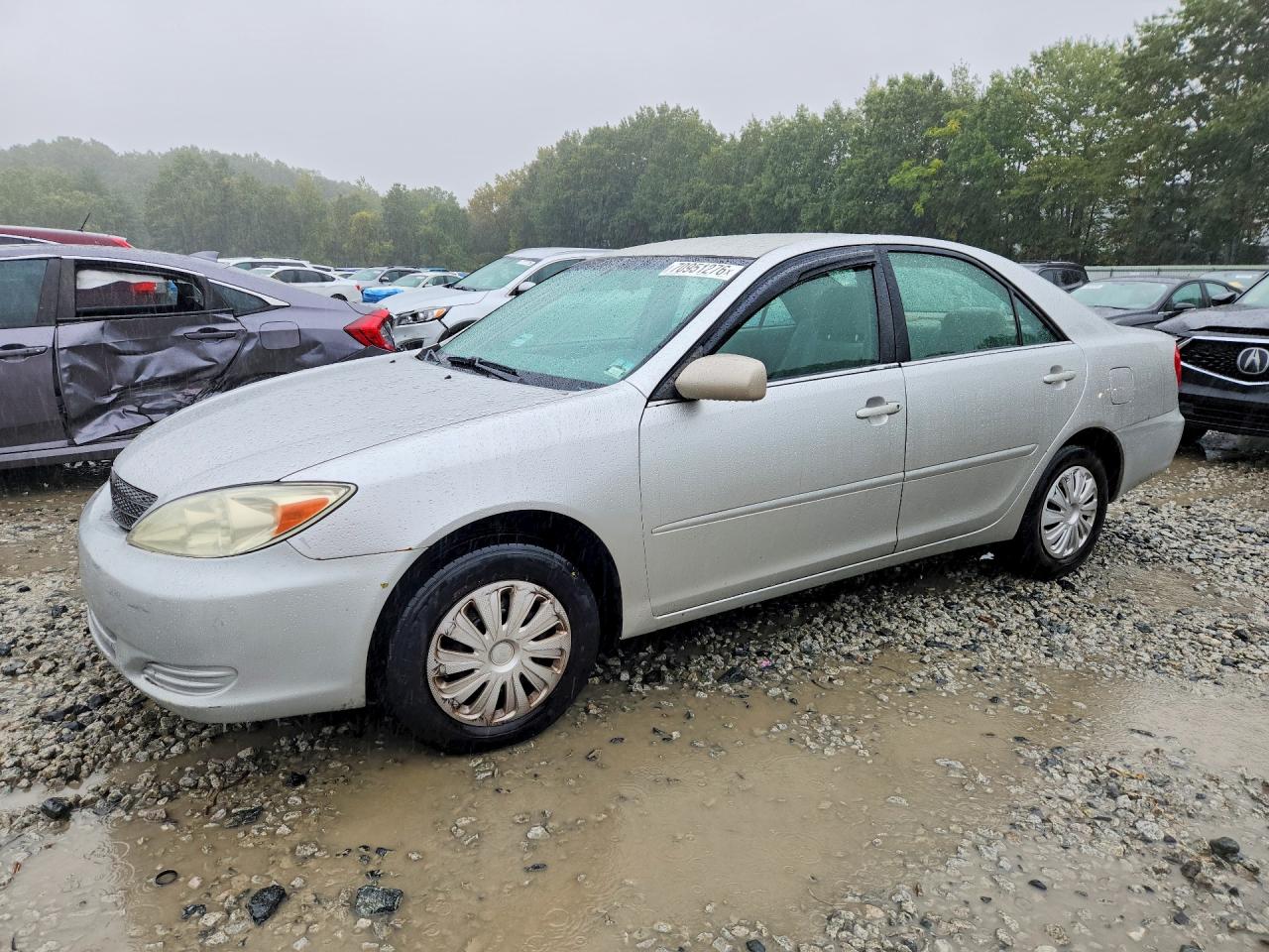 Photo of the 2004 TOYOTA CAMRY LE