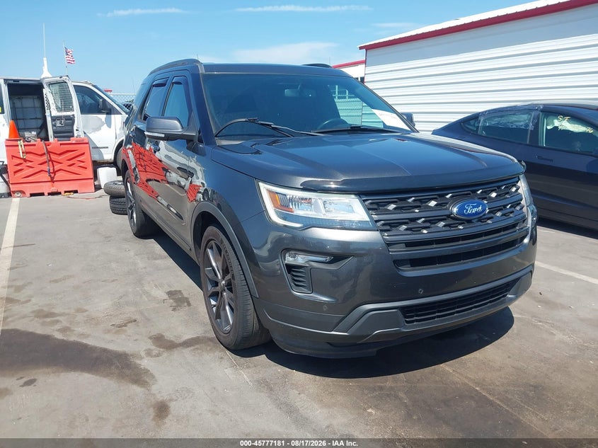 Photo of the 2018 FORD EXPLORER XLT