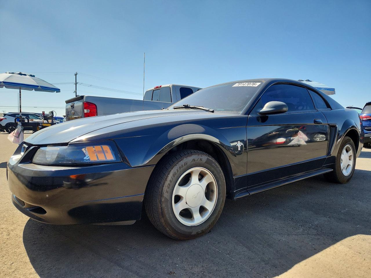 Photo of the 2001 FORD MUSTANG