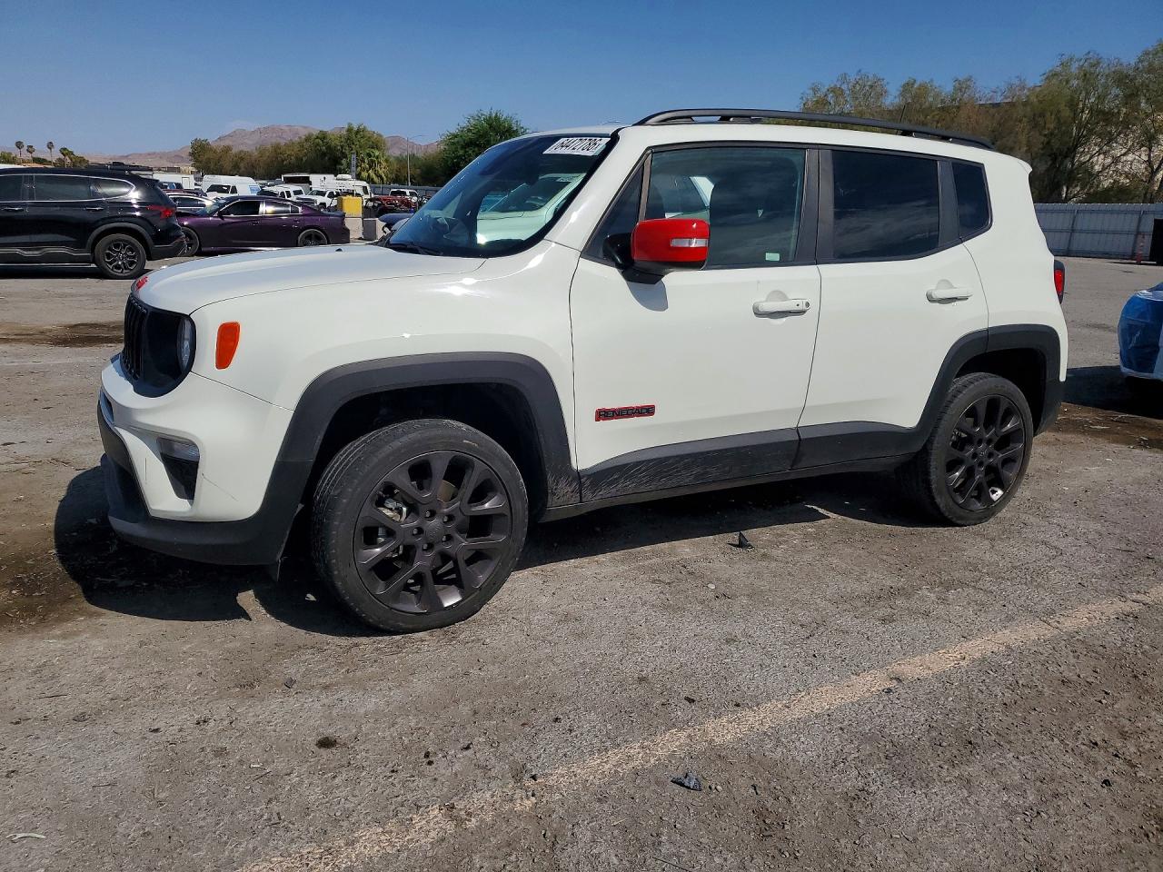 Photo of the 2023 JEEP RENEGADE LATITUDE