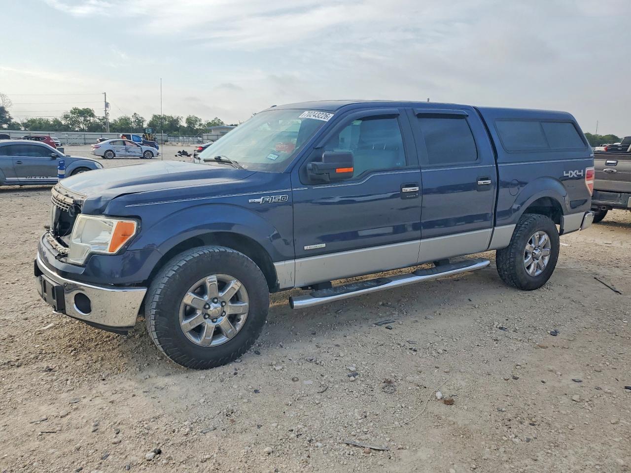 Photo of the 2013 FORD F150 SUPERCREW