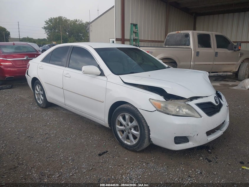 Photo of the 2011 TOYOTA CAMRY LE