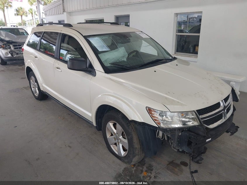Photo of the 2013 DODGE JOURNEY SE