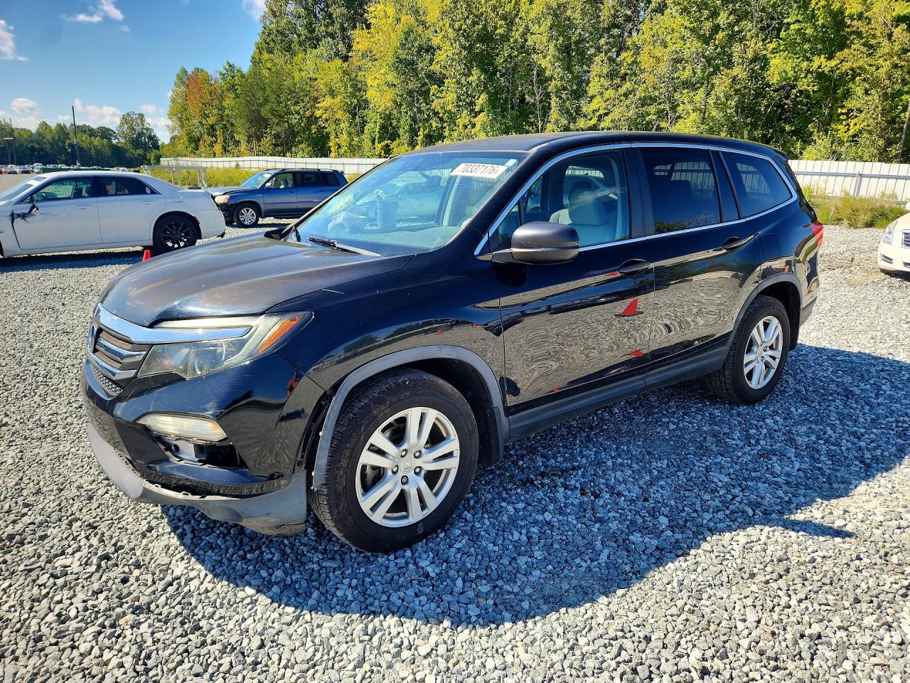 Photo of the 2016 HONDA PILOT LX