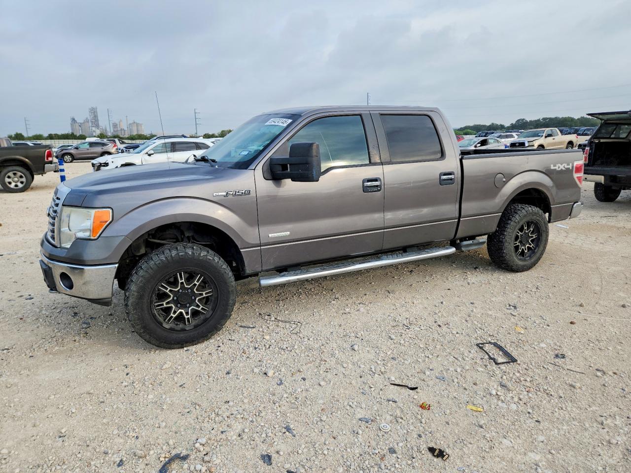 Photo of the 2012 FORD F150 SUPERCREW
