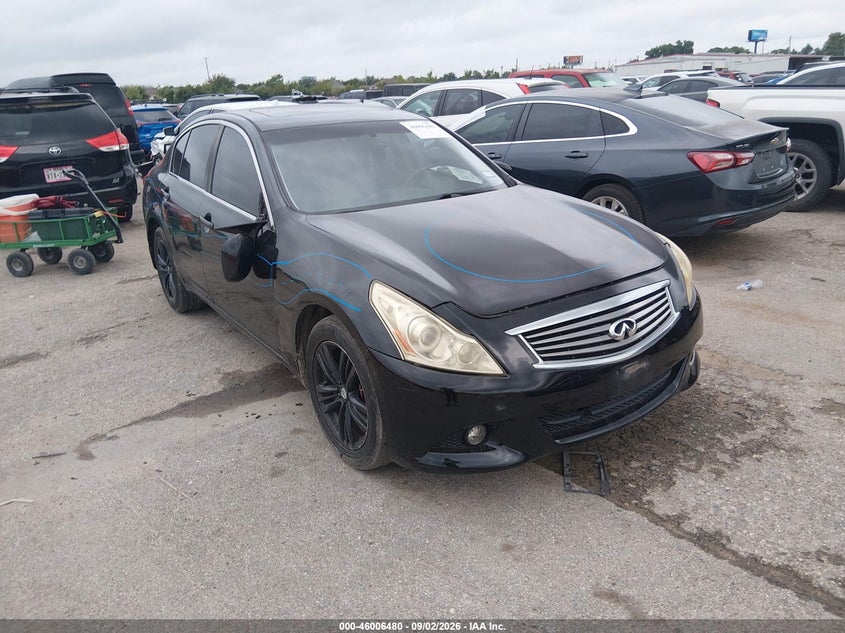 Photo of the 2013 INFINITI G37X
