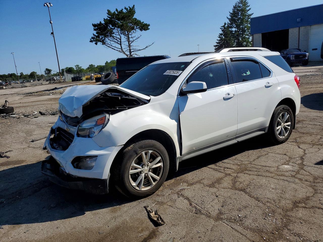 Photo of the 2016 CHEVROLET EQUINOX LT