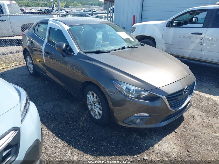 Photo of the 2016 MAZDA MAZDA3 I TOURING