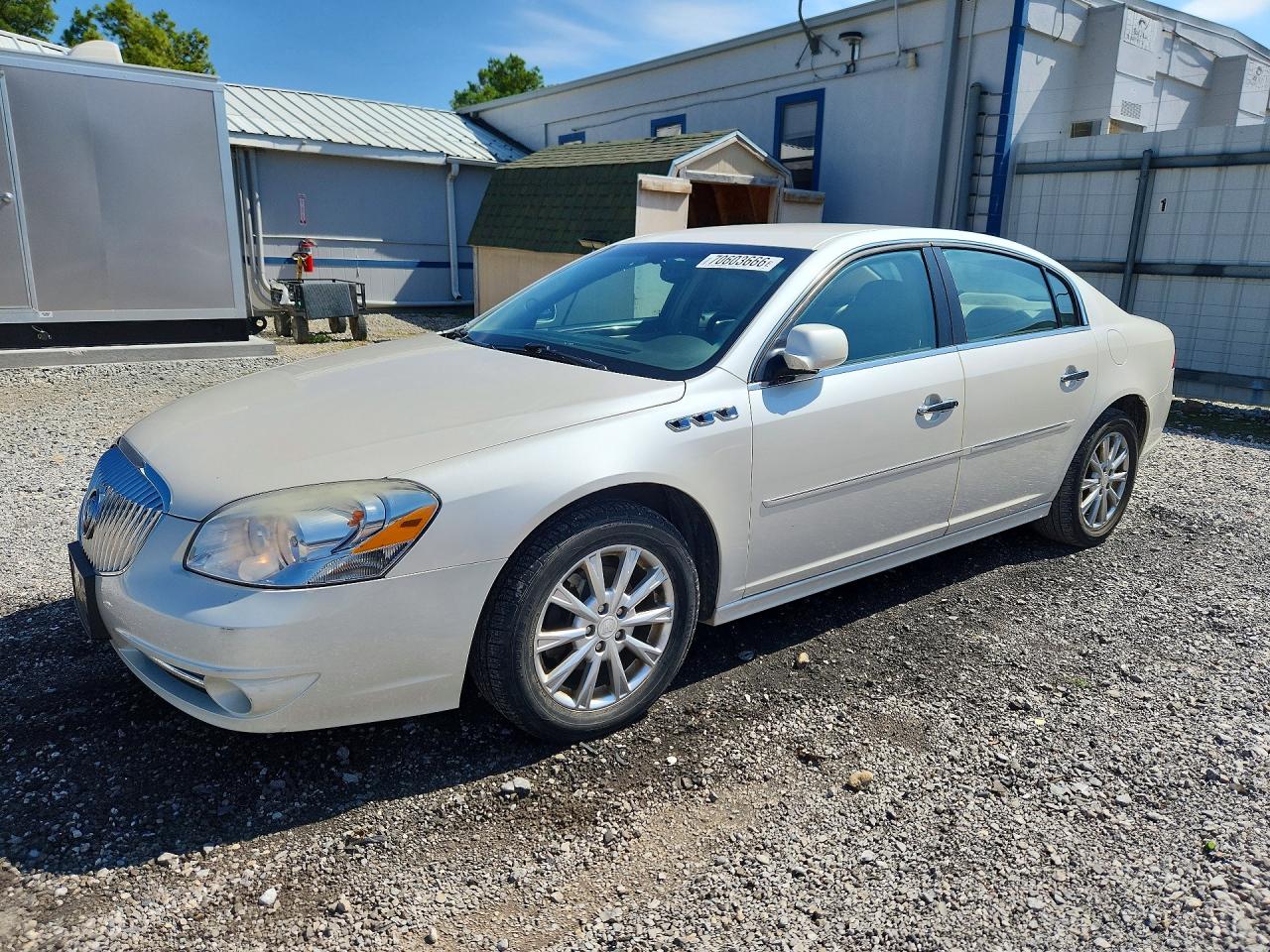 Photo of the 2011 BUICK LUCERNE CXL