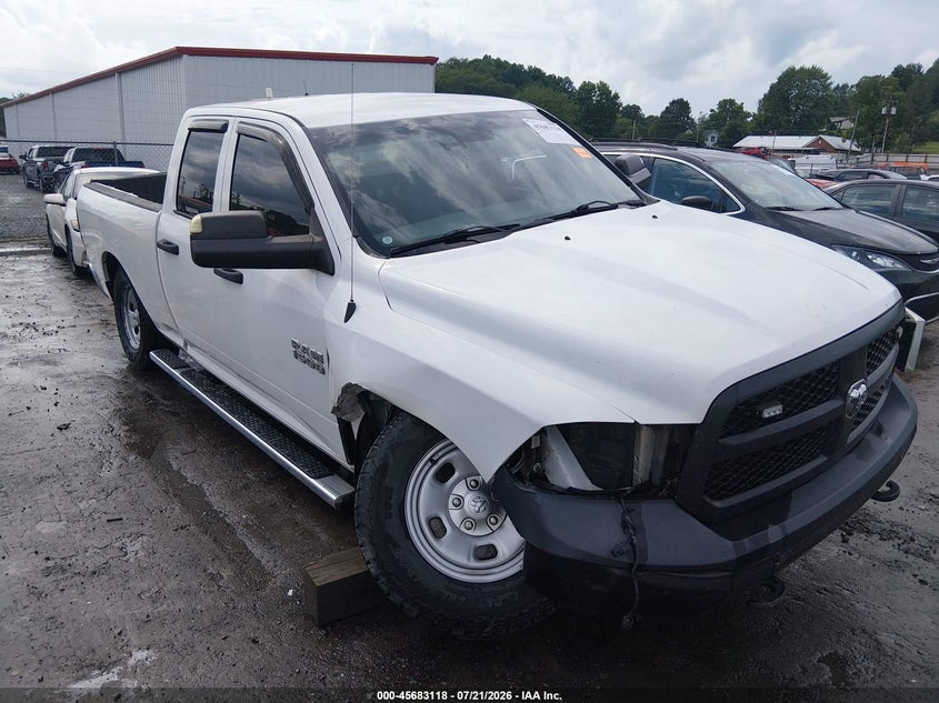 Photo of the 2015 RAM 1500 TRADESMAN