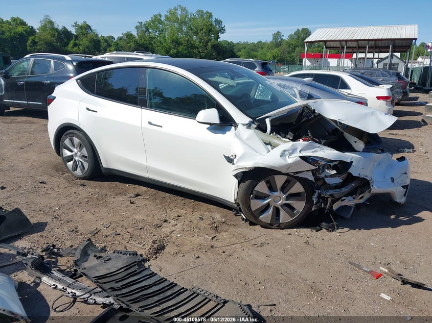 Photo of the 2023 TESLA MODEL Y AWD/LONG RANGE DUAL MOTOR ALL-WHEEL DRIVE