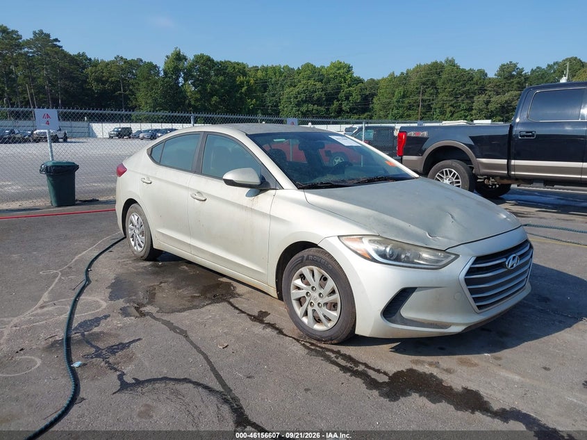 Photo of the 2017 HYUNDAI ELANTRA SE