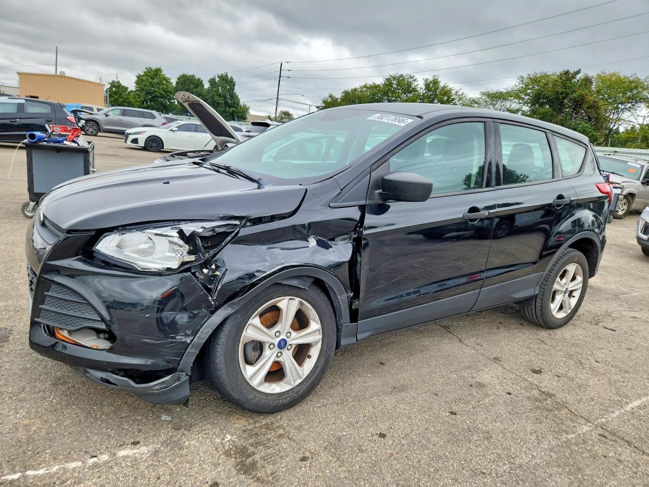 Photo of the 2016 FORD ESCAPE S
