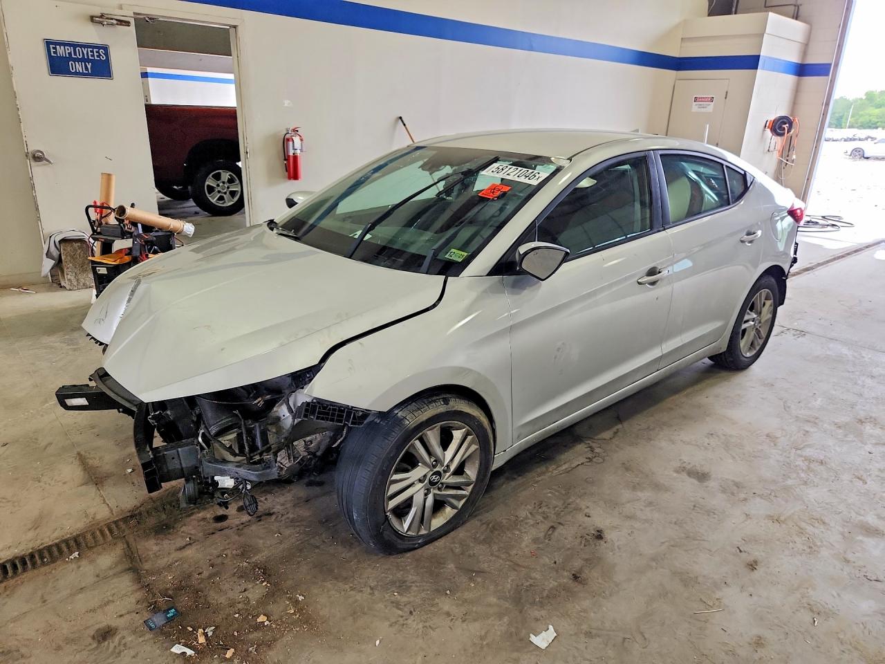 Photo of the 2020 HYUNDAI ELANTRA SEL