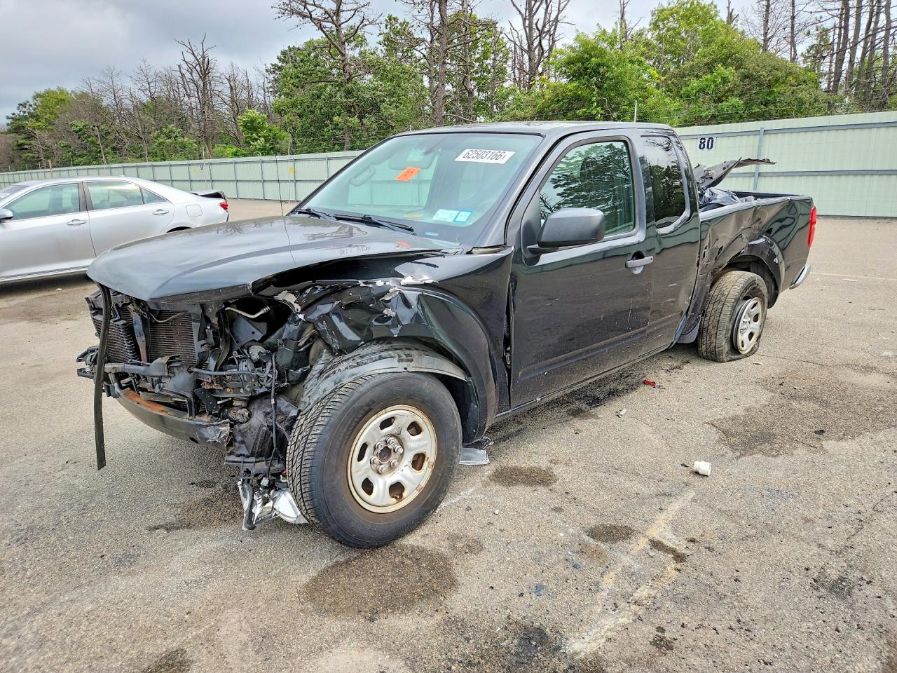 Photo of the 2013 NISSAN FRONTIER S