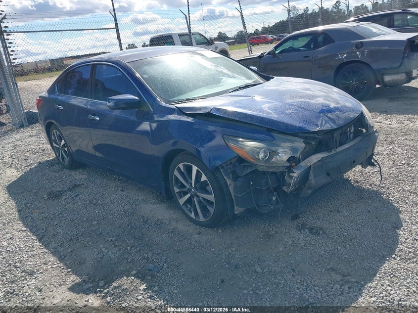 Photo of the 2016 NISSAN ALTIMA 2.5 SR