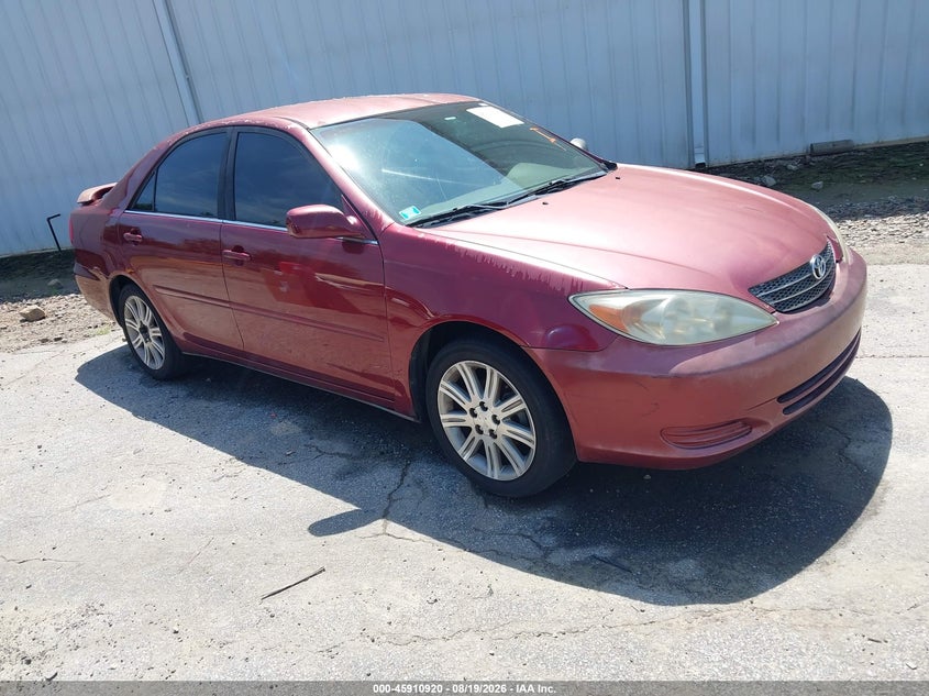 Photo of the 2003 TOYOTA CAMRY LE