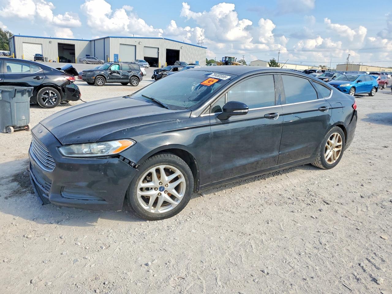 Photo of the 2013 FORD FUSION SE