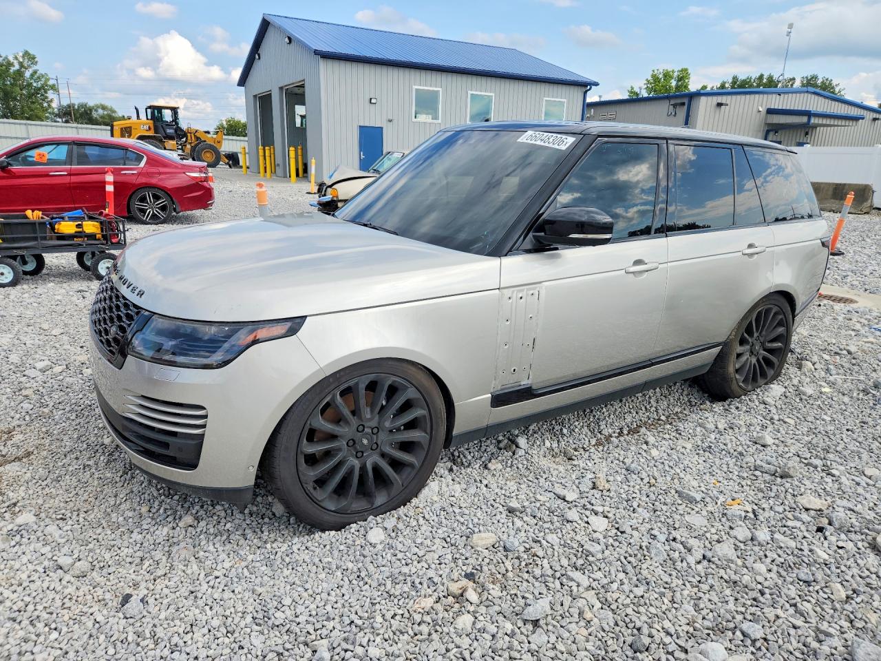 Photo of the 2018 LAND ROVER RANGE ROVER HSE
