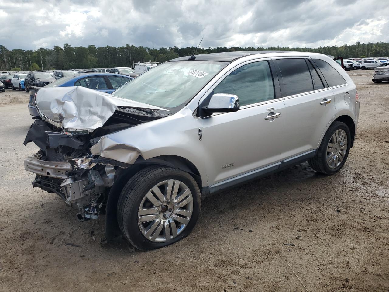 Photo of the 2010 LINCOLN MKX