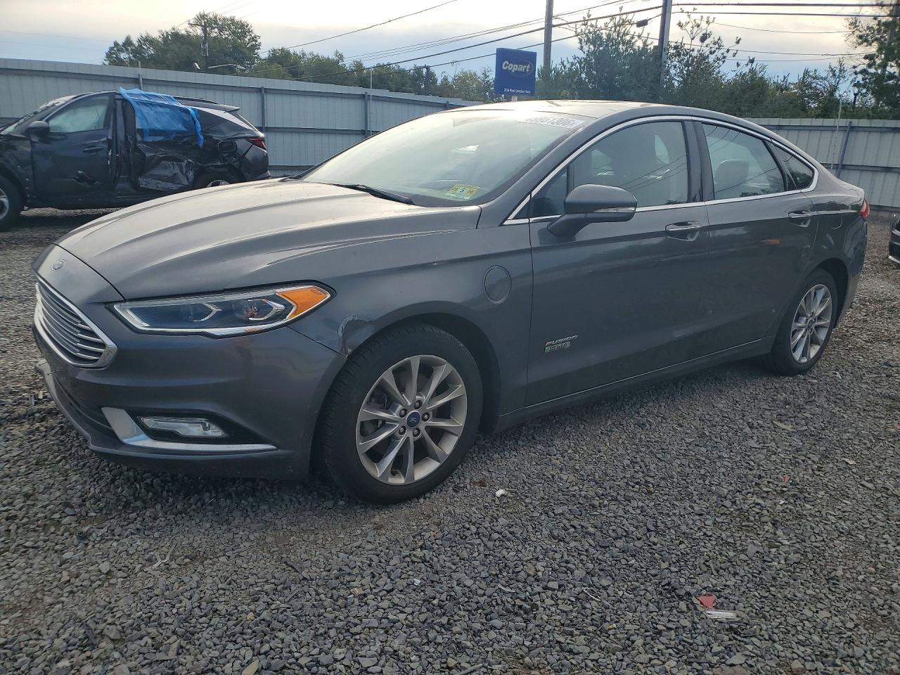 Photo of the 2017 FORD FUSION SE PHEV