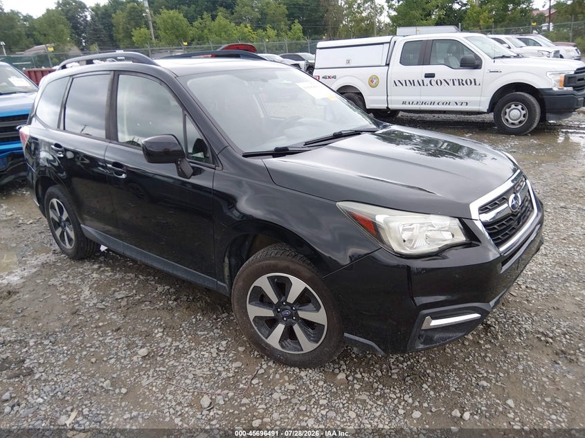 Photo of the 2017 SUBARU FORESTER 2.5I PREMIUM