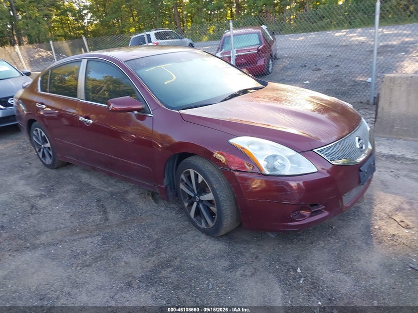 Photo of the 2010 NISSAN ALTIMA 2.5 S