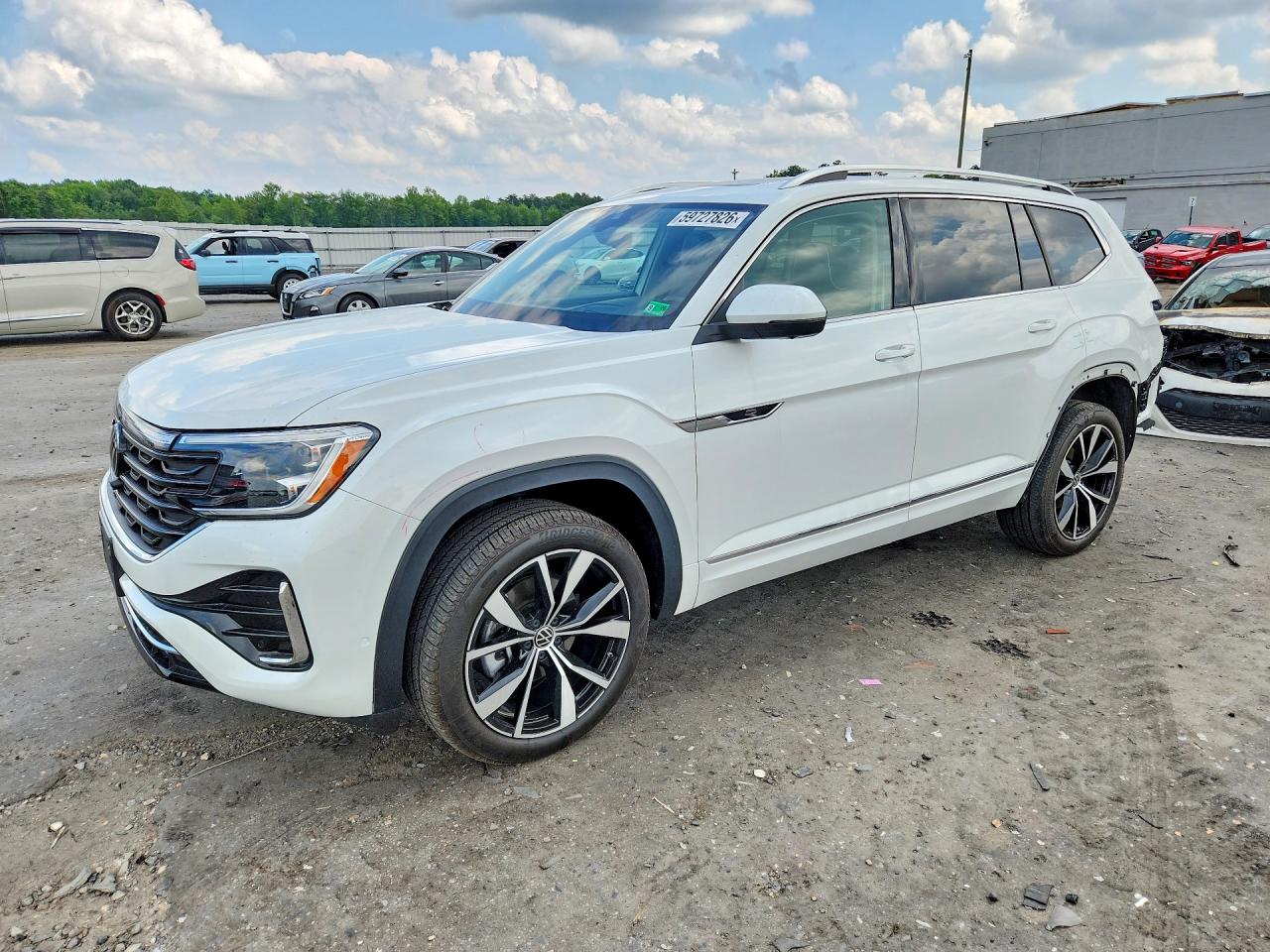 Photo of the 2024 VOLKSWAGEN ATLAS SEL PREMIUM R-LINE