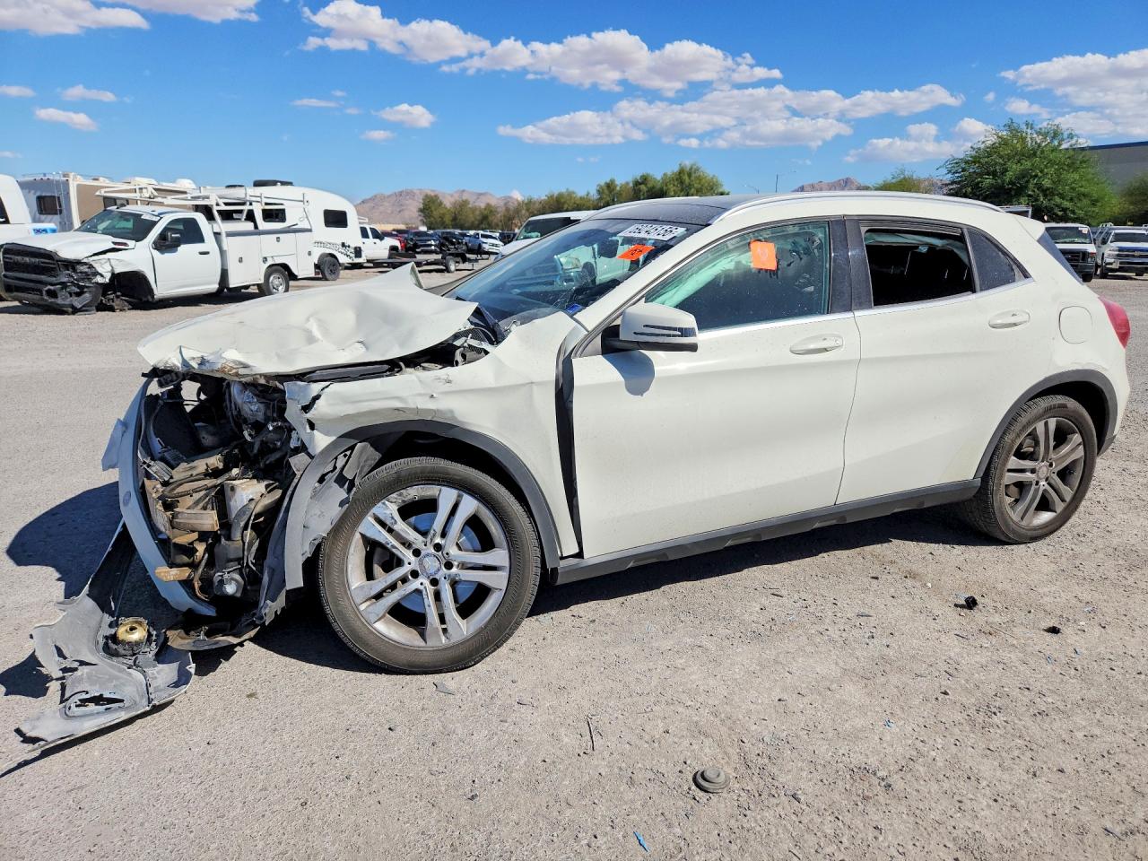 Photo of the 2015 MERCEDES-BENZ GLA 250