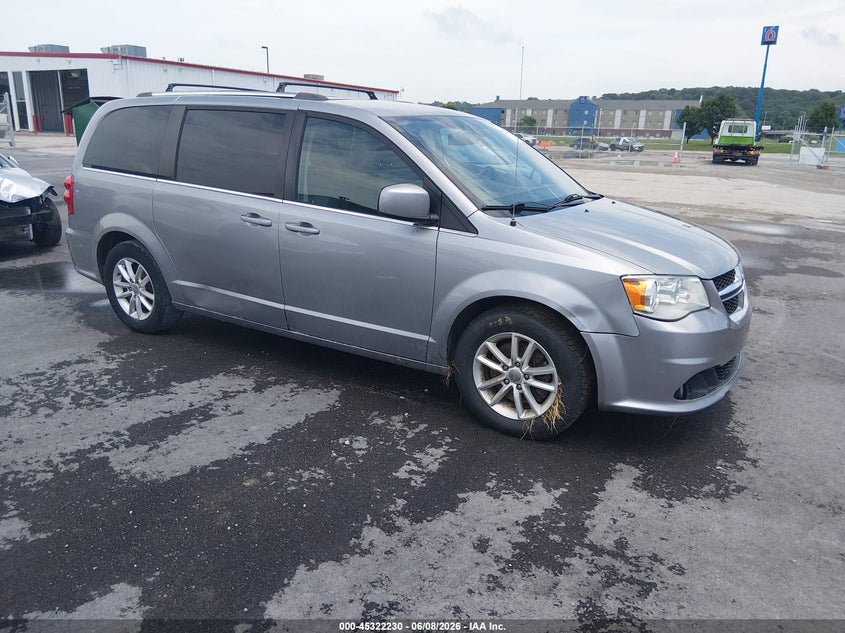 Photo of the 2018 DODGE GRAND CARAVAN SXT