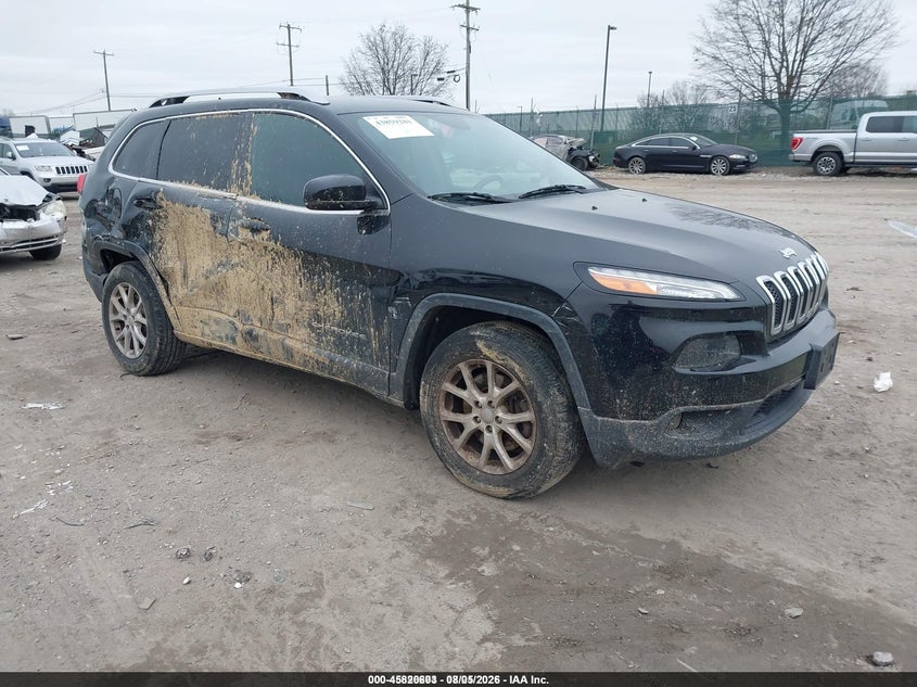 Photo of the 2017 JEEP CHEROKEE LATITUDE 4X4