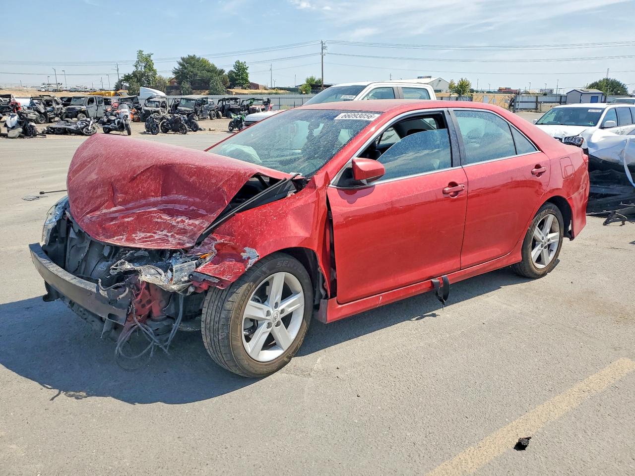 Photo of the 2012 TOYOTA CAMRY SE