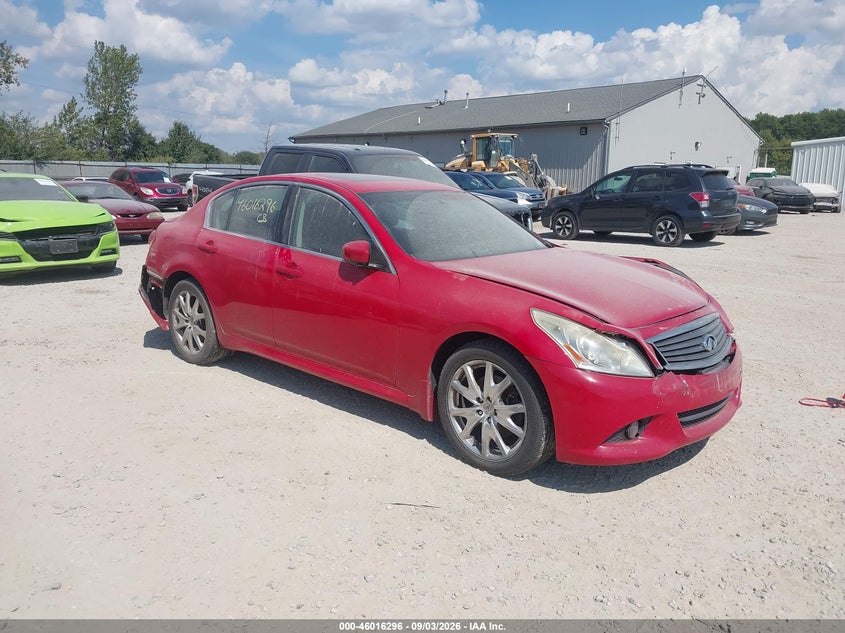 Photo of the 2011 INFINITI G37X