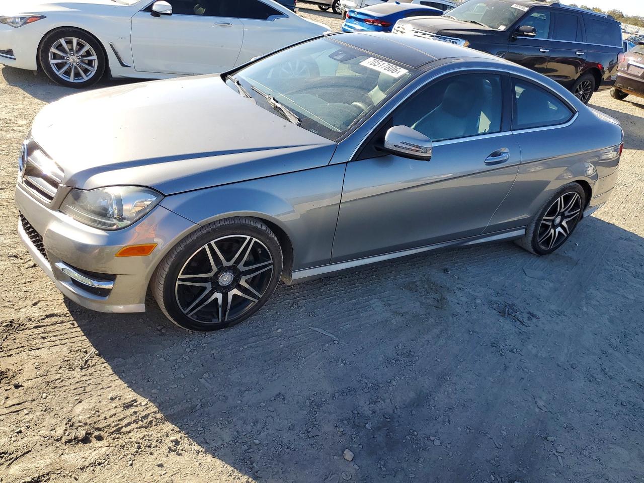 Photo of the 2014 MERCEDES-BENZ C 350