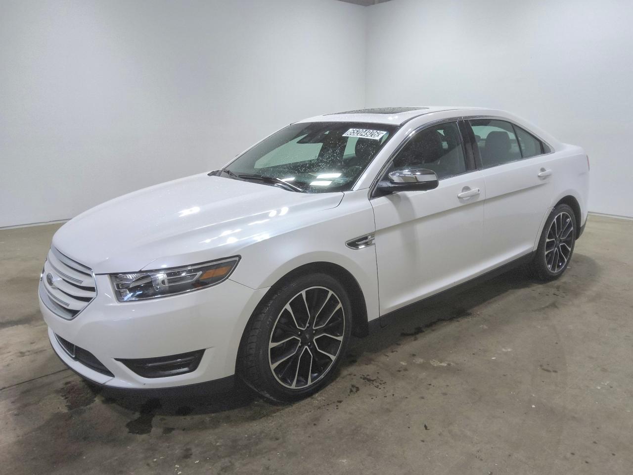 Photo of the 2018 FORD TAURUS LIMITED