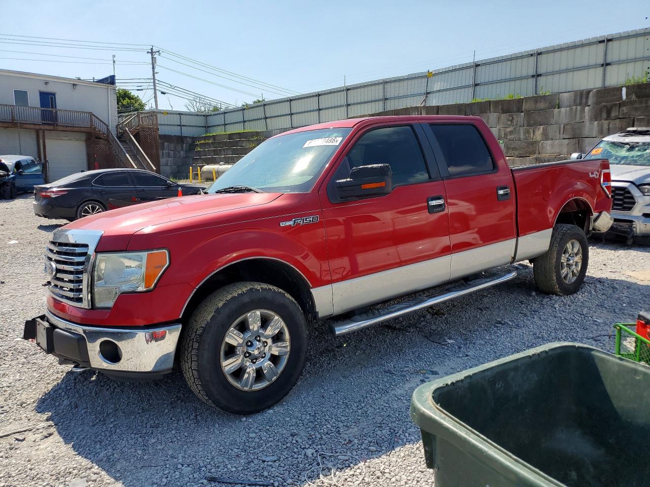 Photo of the 2011 FORD F150 SUPERCREW