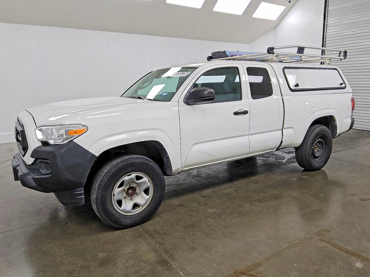Photo of the 2021 TOYOTA TACOMA SR
