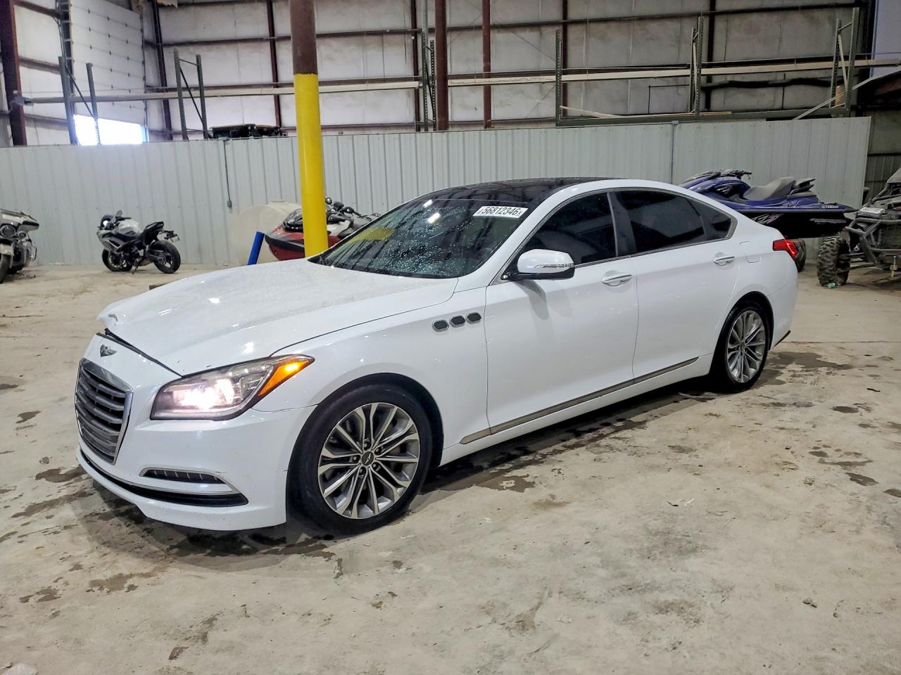 Photo of the 2015 HYUNDAI GENESIS 3.8L