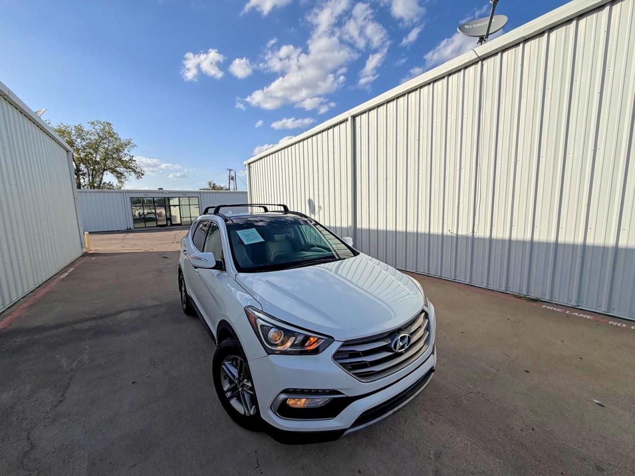 Photo of the 2017 HYUNDAI SANTA FE SPORT 2.4L