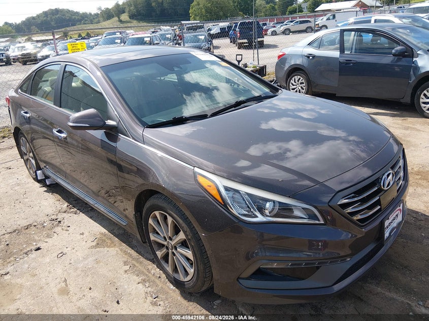 Photo of the 2017 HYUNDAI SONATA LIMITED